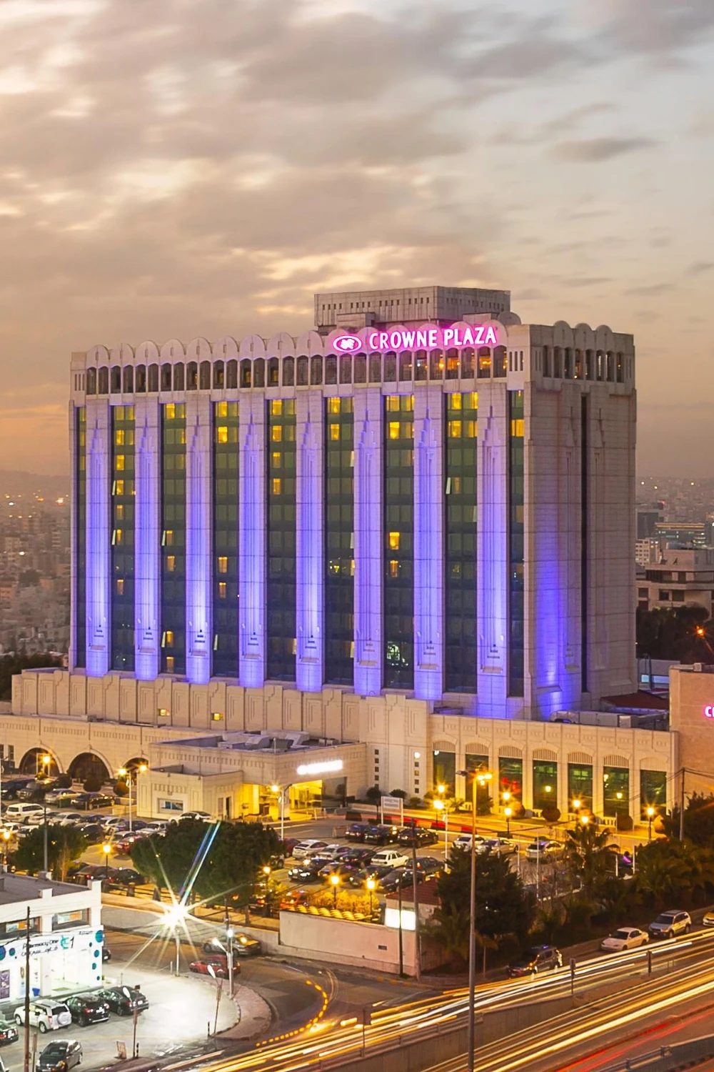 Um-Uthaina, Amman, at dusk